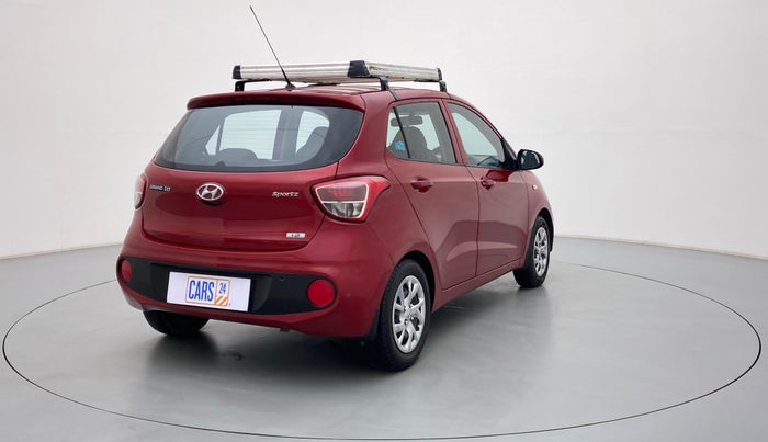 2017 Hyundai Grand i10 SPORTZ 1.2 KAPPA VTVT, CNG, Manual, 38,860 km, Right Back Diagonal