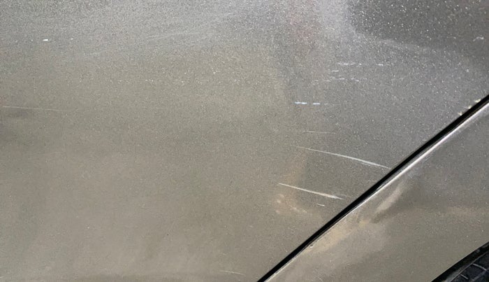 2019 Maruti Ciaz SIGMA 1.5 SHVS MT  PETROL, Petrol, Manual, 31,036 km, Rear left door - Minor scratches