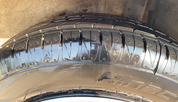 2018 Maruti IGNIS DELTA 1.2, CNG, Manual, 39,817 km, Left Rear Tyre Tread