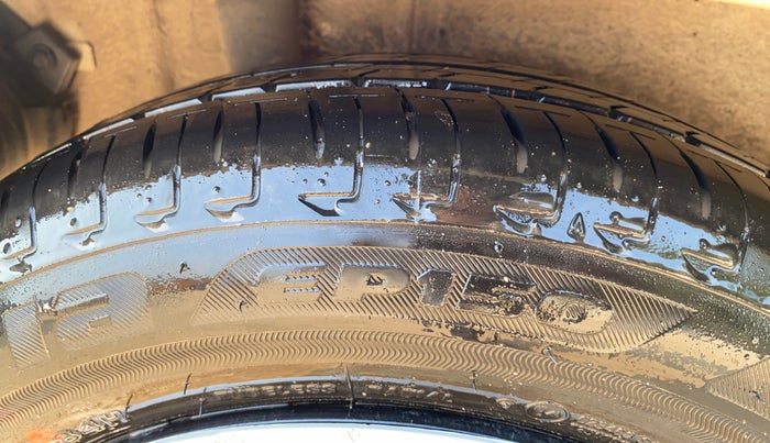 2018 Maruti IGNIS DELTA 1.2, CNG, Manual, 39,817 km, Right Rear Tyre Tread