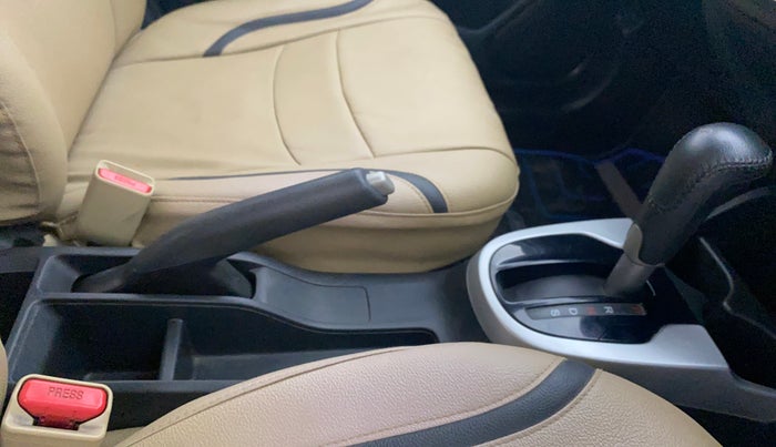 2017 Honda Jazz 1.2L I-VTEC V AT, Petrol, Automatic, 96,547 km, Gear Lever