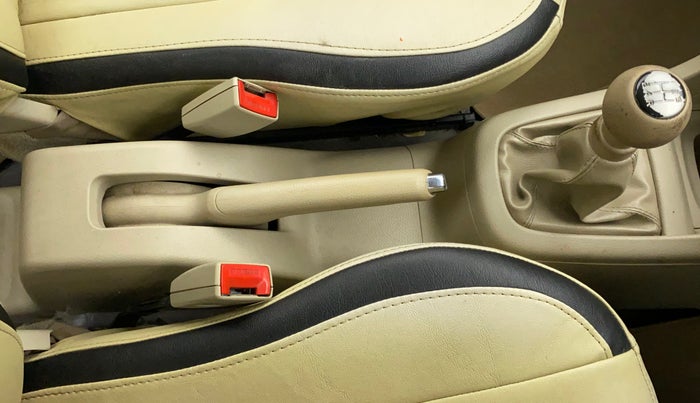 2014 Maruti Swift Dzire VXI, Petrol, Manual, 71,918 km, Gear Lever