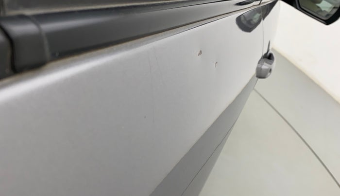 2014 Maruti Swift Dzire VXI, Petrol, Manual, 71,918 km, Right rear door - Slightly dented