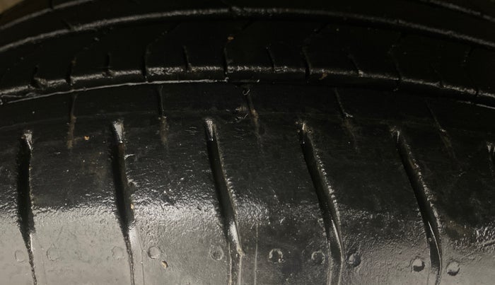 2023 Hyundai Verna SX (O)1.5 VTVT, Petrol, Manual, 24,791 km, Right Rear Tyre Tread