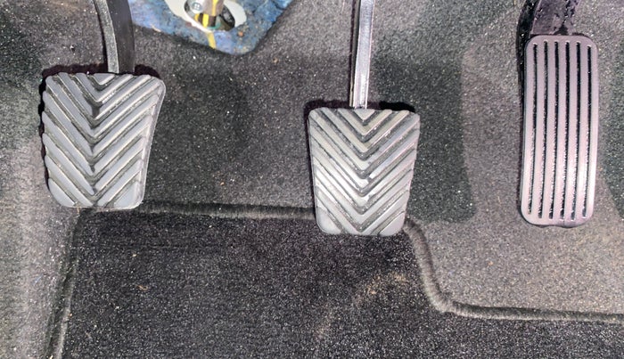 2023 Hyundai Verna SX (O)1.5 VTVT, Petrol, Manual, 24,791 km, Pedals