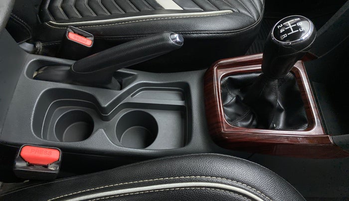 2018 Maruti Vitara Brezza VDI, Diesel, Manual, 81,162 km, Gear Lever