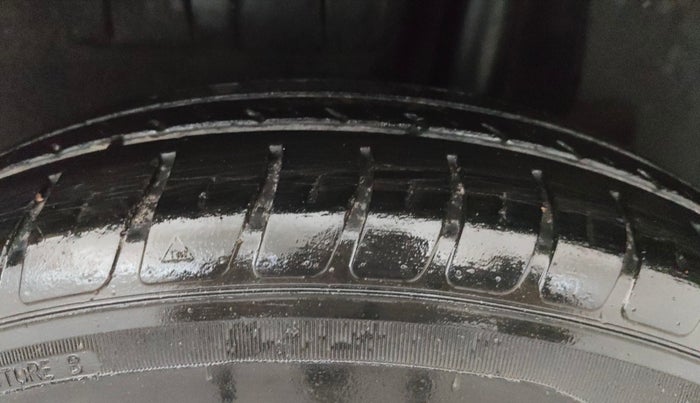 2019 Maruti Dzire VXI, Petrol, Manual, 42,205 km, Left Rear Tyre Tread
