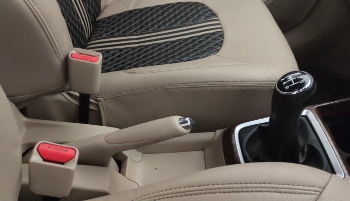 2019 Maruti Dzire VXI, Petrol, Manual, 42,205 km, Gear Lever