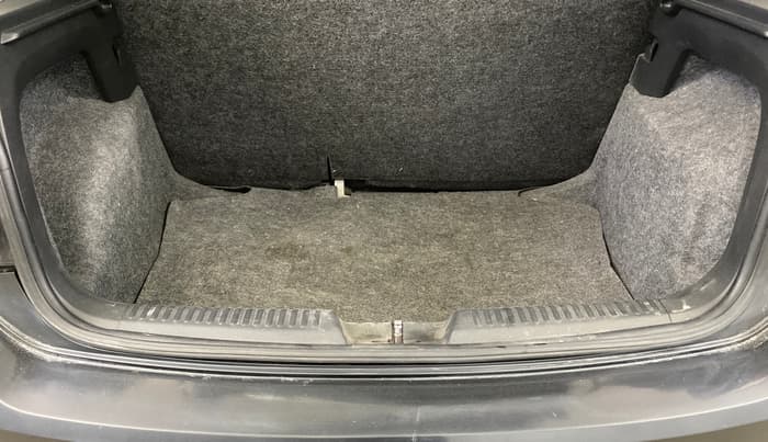 2014 Volkswagen Polo COMFORTLINE 1.2L PETROL, Petrol, Manual, 65,813 km, Boot Inside