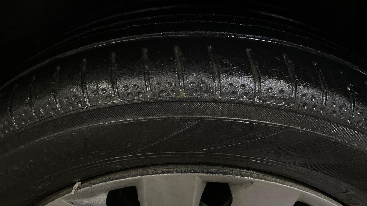 2014 Volkswagen Polo COMFORTLINE 1.2L PETROL, Petrol, Manual, 65,813 km, Left Rear Tyre Tread