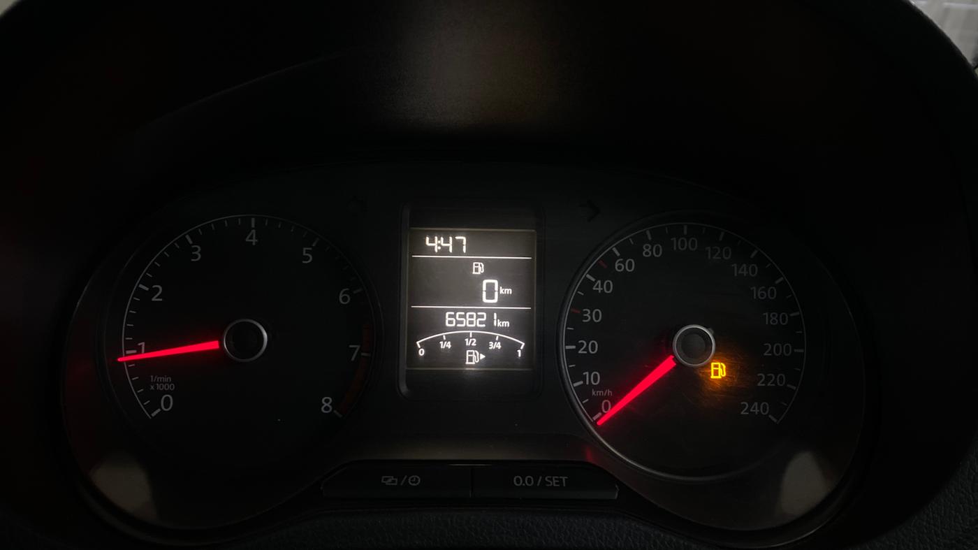 2014 Volkswagen Polo COMFORTLINE 1.2L PETROL, Petrol, Manual, 65,813 km, Odometer Image