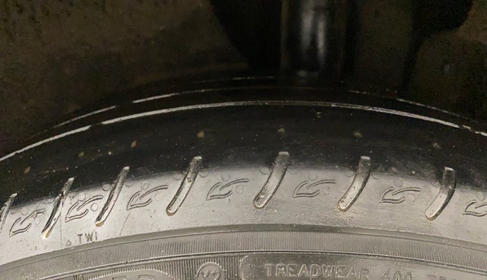 2023 KIA CARENS LUXURY PLUS 1.5 DIESEL AT 7 STR, Diesel, Automatic, 34,502 km, Left Rear Tyre Tread