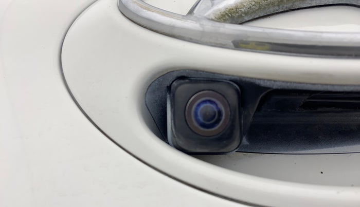 2018 Hyundai Grand i10 SPORTZ 1.2 KAPPA VTVT DUAL TONE, Petrol, Manual, 37,040 km, Parking Camera