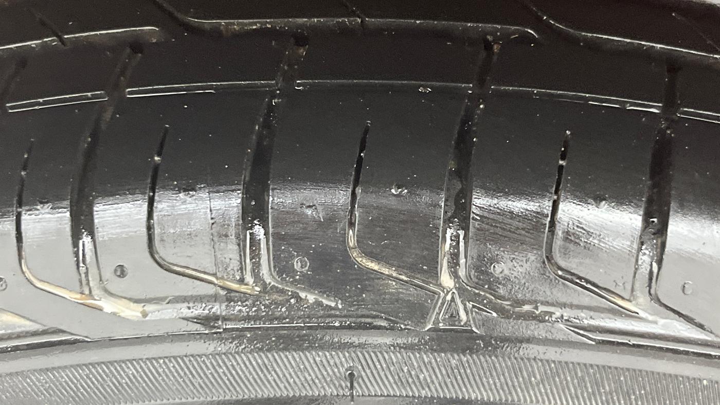 2019 Tata NEXON XM PETROL, Petrol, Manual, 29,261 km, Right Rear Tyre Tread