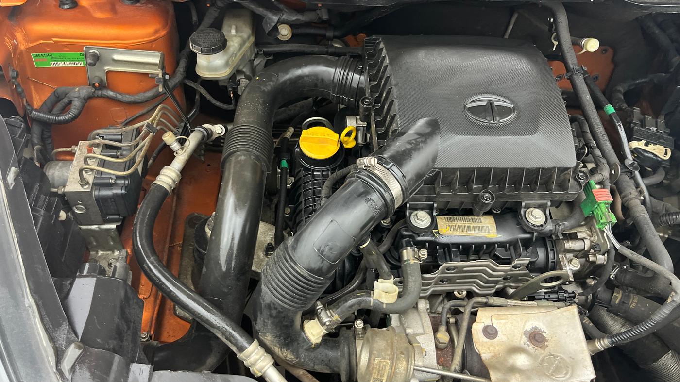 2019 Tata NEXON XM PETROL, Petrol, Manual, 29,261 km, Engine View - Right