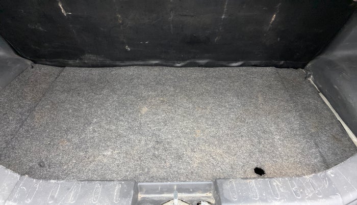 2017 Maruti Alto K10 VXI, Petrol, Manual, 58,552 km, Boot Inside