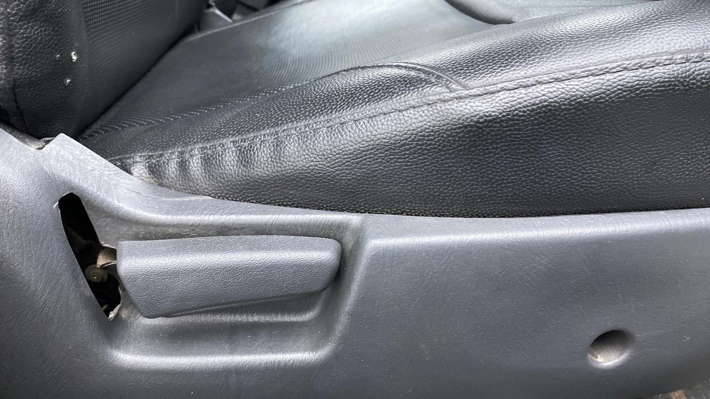 2017 Maruti Alto K10 VXI, Petrol, Manual, 58,552 km, Driver Side Adjustment Panel