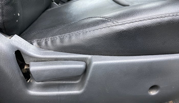 2017 Maruti Alto K10 VXI, Petrol, Manual, 58,552 km, Driver Side Adjustment Panel