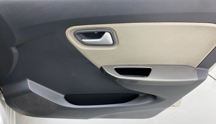 2017 Maruti Alto K10 VXI, Petrol, Manual, 58,552 km, Driver Side Door Panels Control