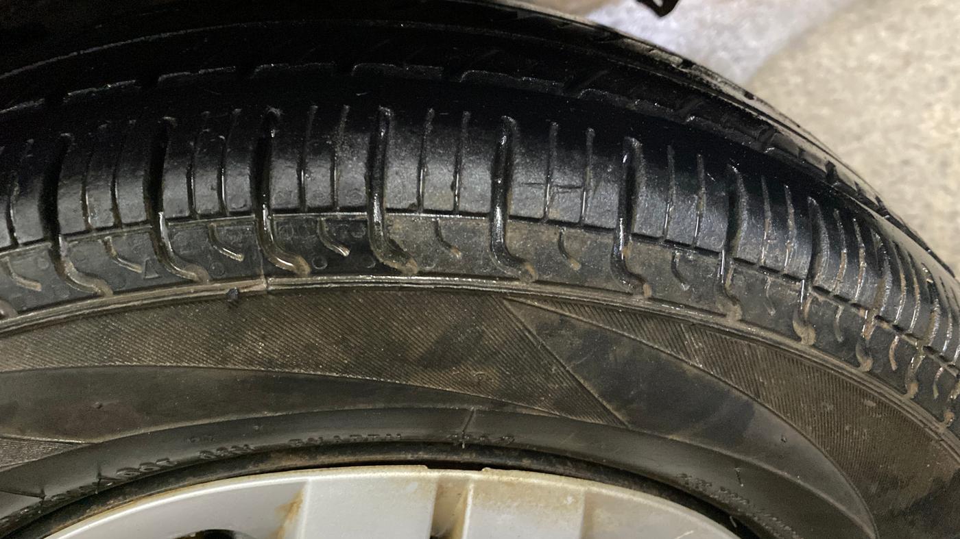 2020 Maruti Alto VXI, Petrol, Manual, 75,860 km, Left Rear Tyre Tread