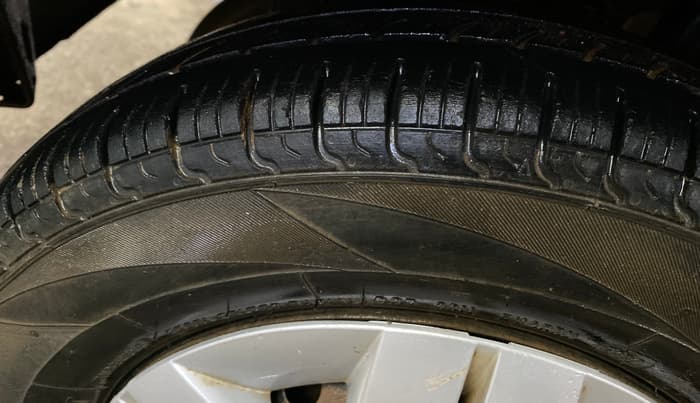 2020 Maruti Alto VXI, Petrol, Manual, 75,860 km, Right Rear Tyre Tread