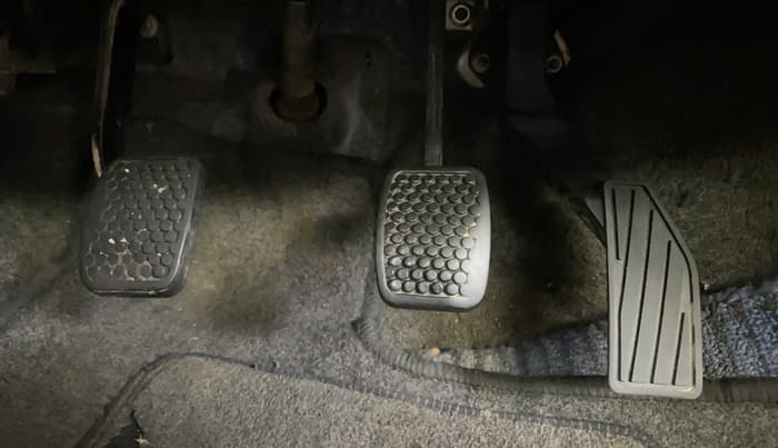 2020 Maruti Alto VXI, Petrol, Manual, 75,860 km, Pedals