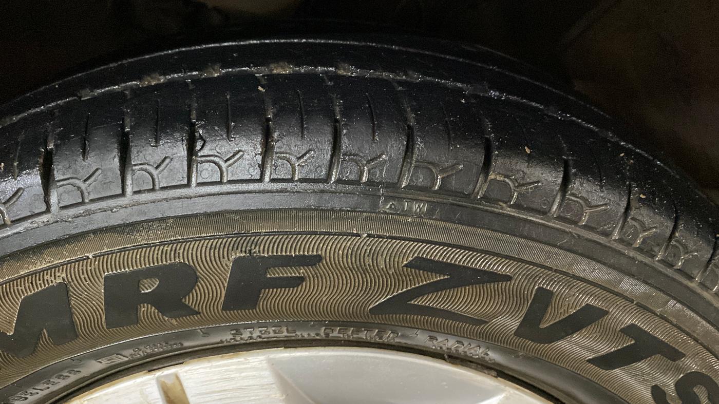 2020 Maruti Alto VXI, Petrol, Manual, 75,860 km, Left Front Tyre Tread