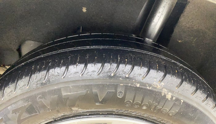 2020 Maruti Baleno DELTA PETROL 1.2, Petrol, Manual, 52,477 km, Left Rear Tyre Tread