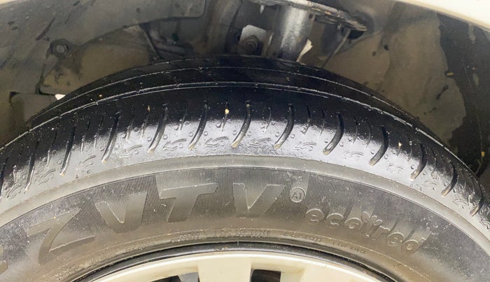 2020 Maruti Baleno DELTA PETROL 1.2, Petrol, Manual, 52,477 km, Left Front Tyre Tread