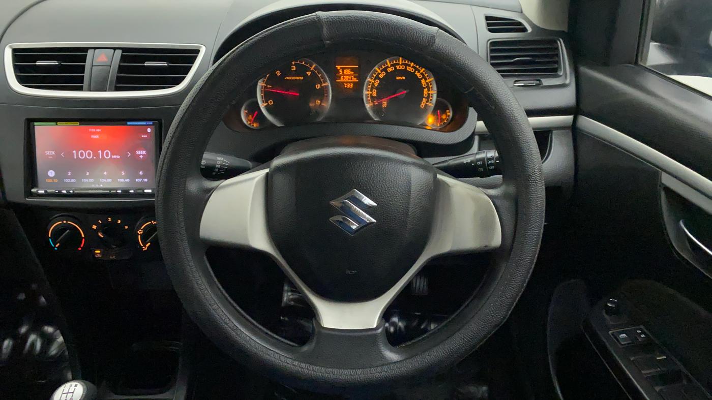 2012 Maruti Swift VDI, Diesel, Manual, 63,847 km, Steering Wheel Close Up