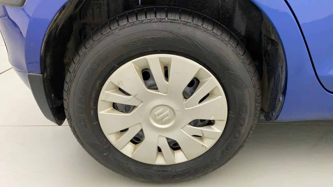 2012 Maruti Swift VDI, Diesel, Manual, 63,847 km, Right Rear Wheel