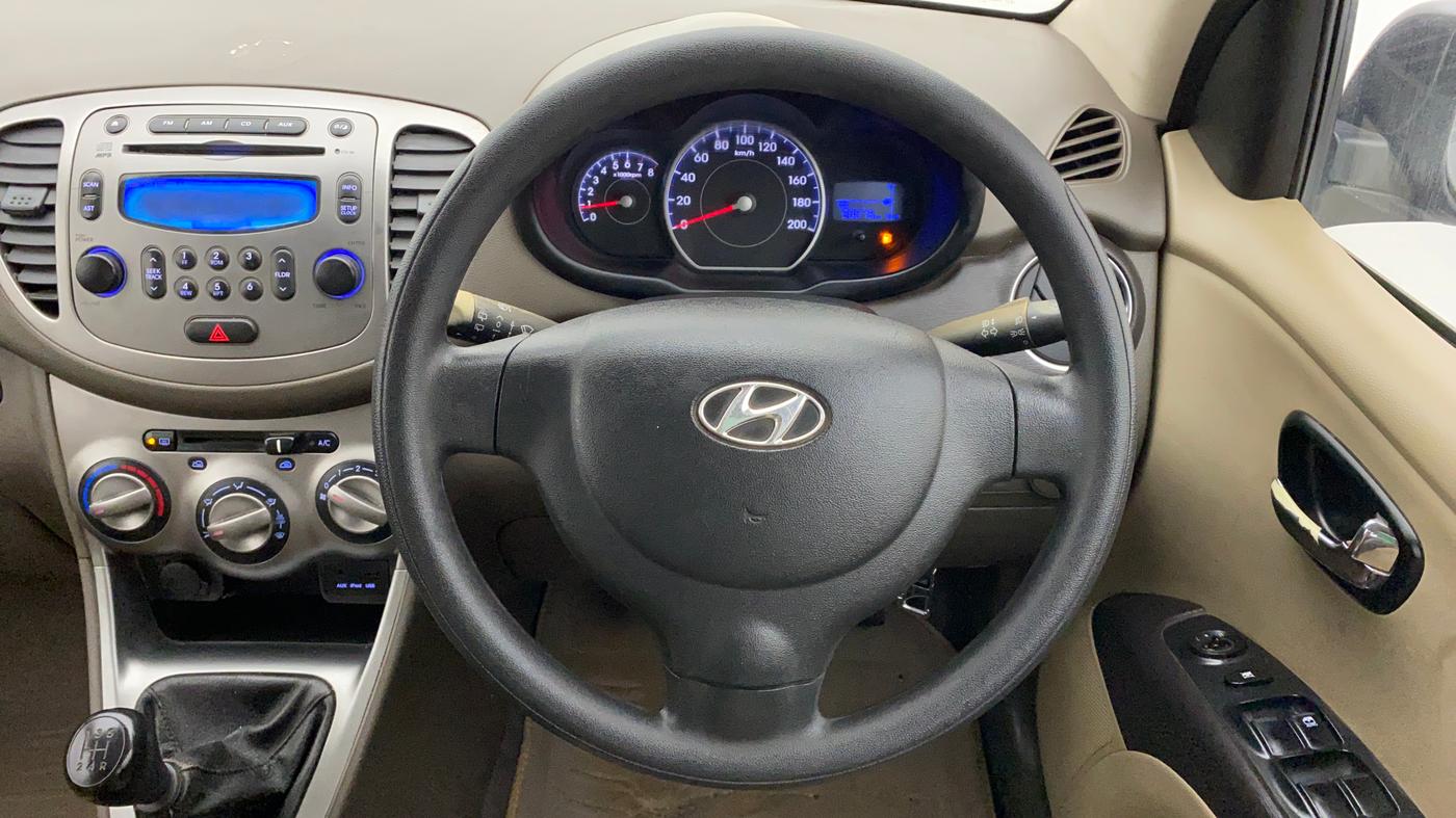 2012 Hyundai i10 SPORTZ 1.2 KAPPA2, Petrol, Manual, 50,093 km, Steering Wheel Close Up