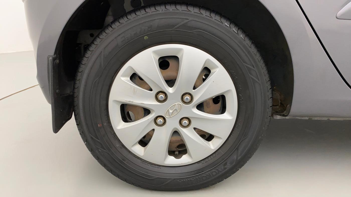 2012 Hyundai i10 SPORTZ 1.2 KAPPA2, Petrol, Manual, 50,093 km, Right Rear Wheel