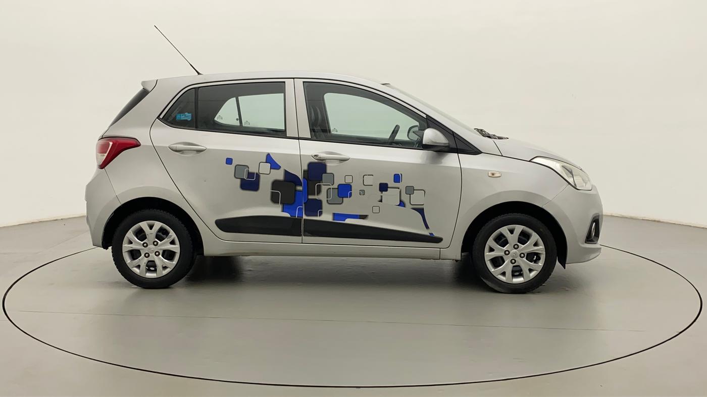 2016 Hyundai Grand i10 MAGNA 1.2 KAPPA VTVT, Petrol, Manual, 29,811 km, Right Side View
