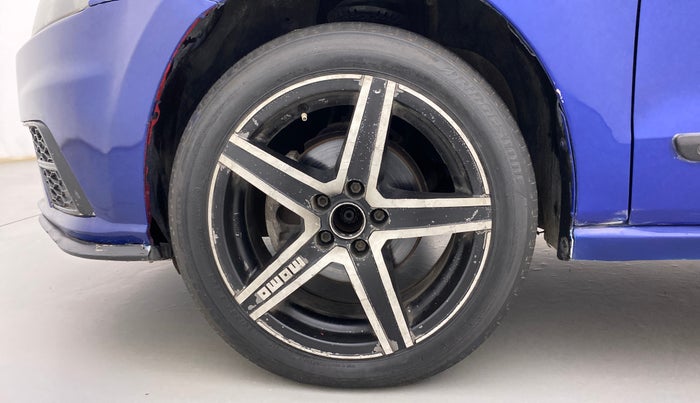2020 Volkswagen Polo TRENDLINE 1.0L, Petrol, Manual, 54,715 km, Left Front Wheel