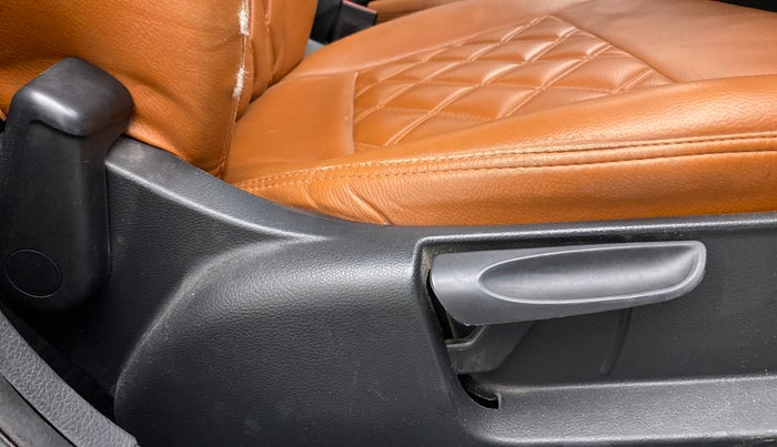 2020 Volkswagen Polo TRENDLINE 1.0L, Petrol, Manual, 54,715 km, Driver Side Adjustment Panel