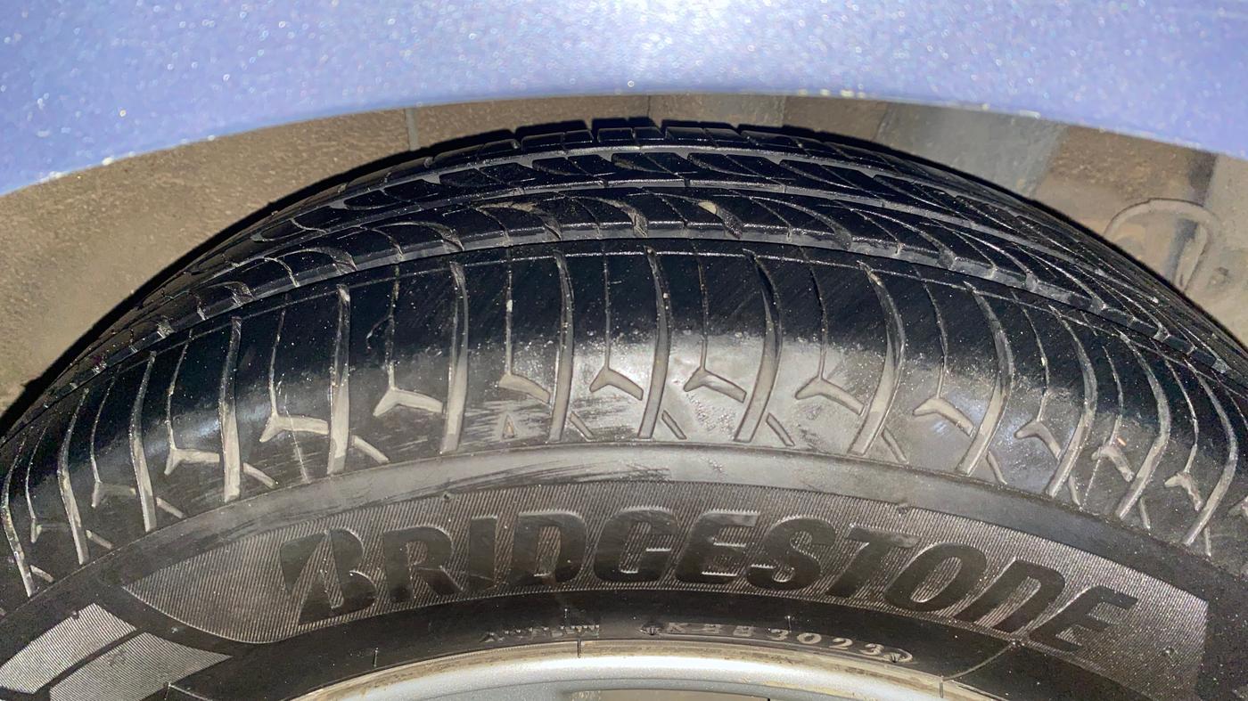 2014 Hyundai Xcent S (O) 1.2, Petrol, Manual, 40,084 km, Left Rear Tyre Tread