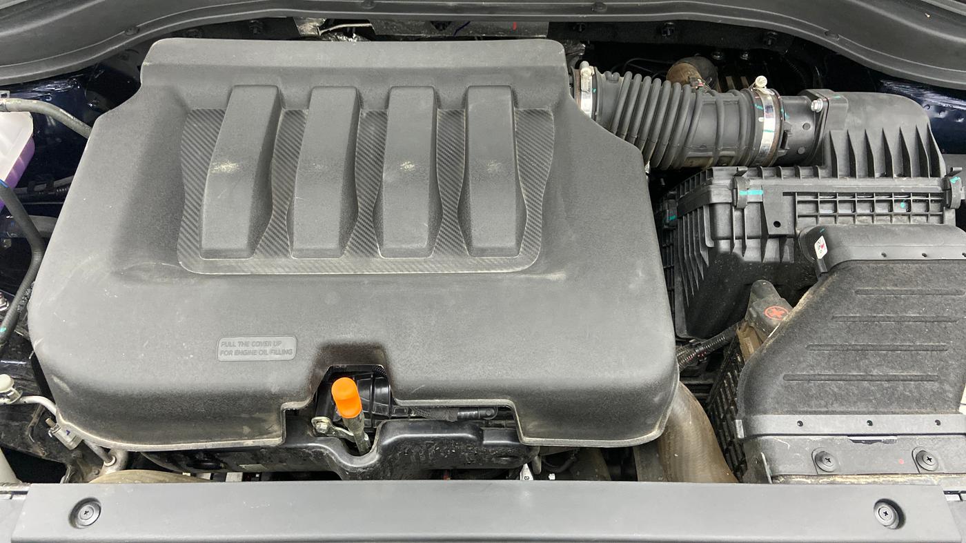 2021 Mahindra XUV700 AX 7 P MT 7 STR, Petrol, Manual, 4,426 km, Open Bonet