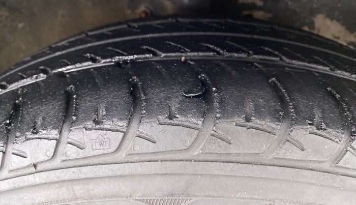 2017 Maruti Celerio ZXI OPT AMT, Petrol, Automatic, 97,733 km, Right Front Tyre Tread