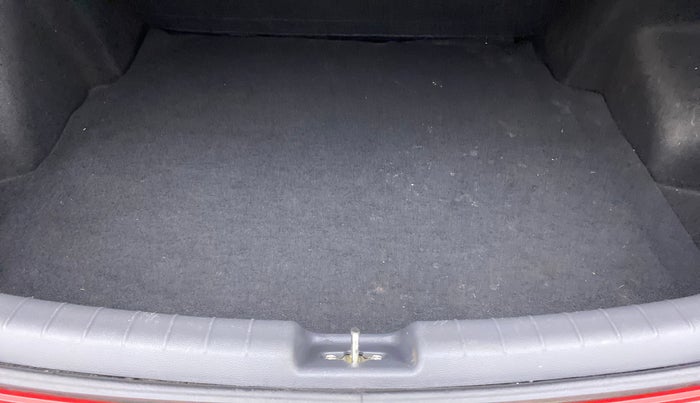 2021 Hyundai AURA S 1.2, Petrol, Manual, 39,462 km, Boot Inside