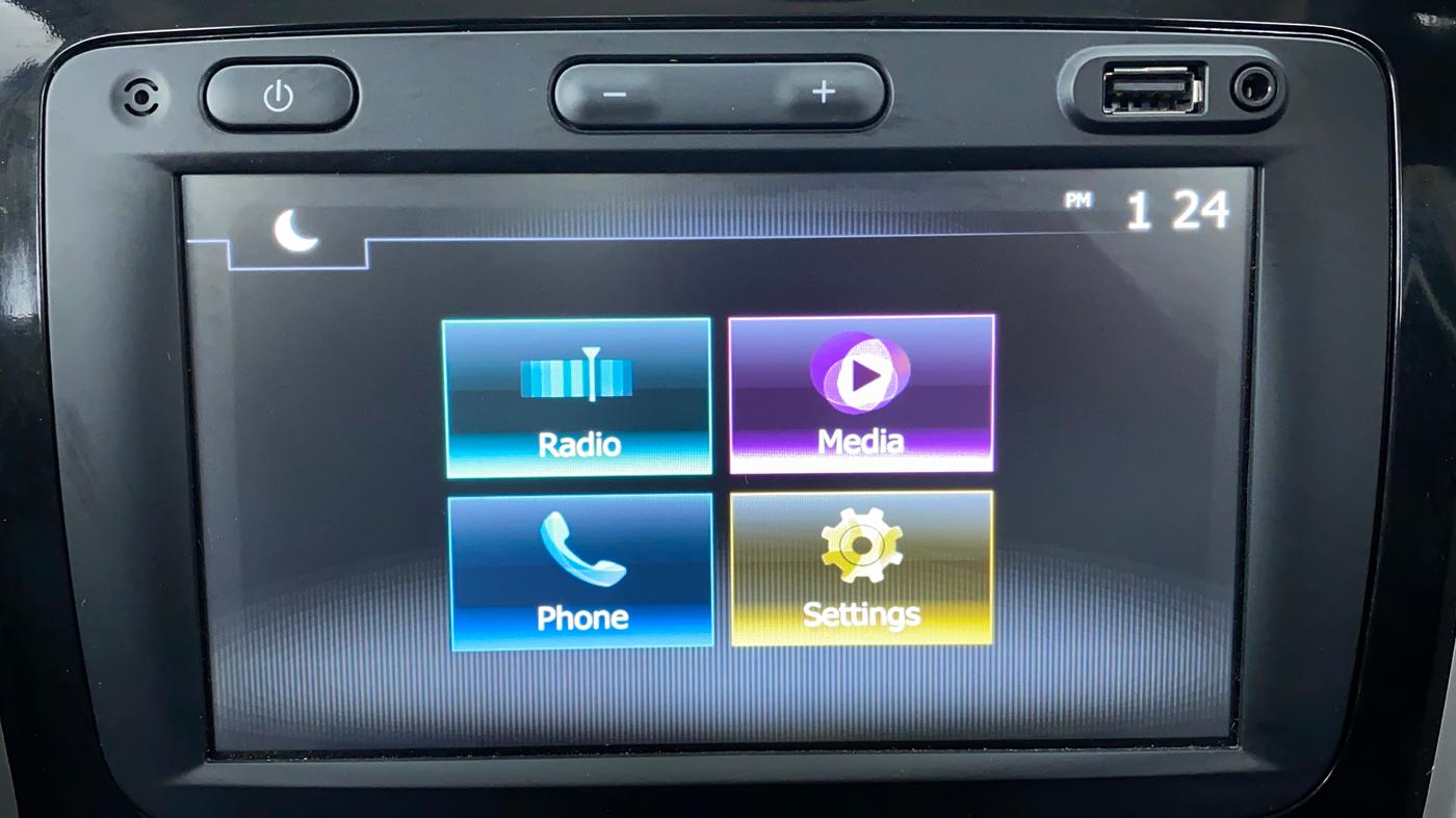 2021 Renault Duster RXS 106 PS MT, Petrol, Manual, 90 km, Infotainment System