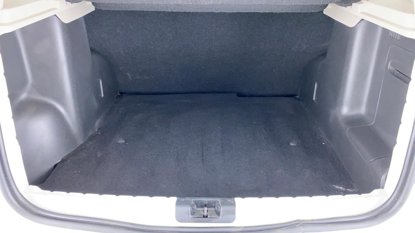 2021 Renault Duster RXS 106 PS MT, Petrol, Manual, 90 km, Boot Inside