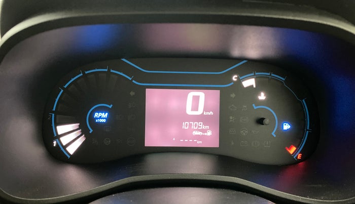 2022 Renault Kwid CLIMBER MT 1.0, Petrol, Manual, 10,708 km, Odometer Image