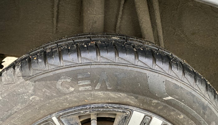 2022 Renault Kwid CLIMBER MT 1.0, Petrol, Manual, 10,708 km, Right Rear Tyre Tread