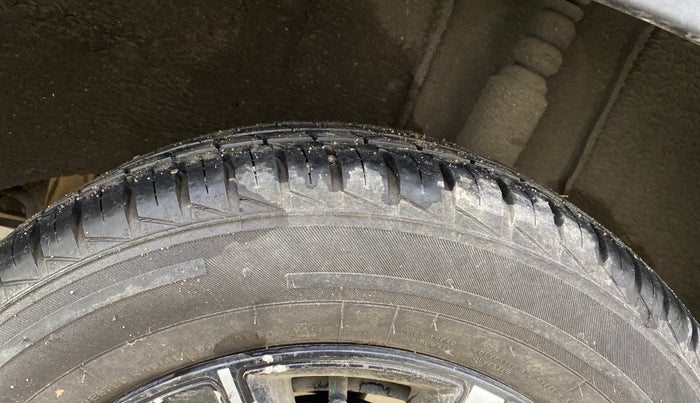 2022 Renault Kwid CLIMBER MT 1.0, Petrol, Manual, 10,708 km, Left Rear Tyre Tread