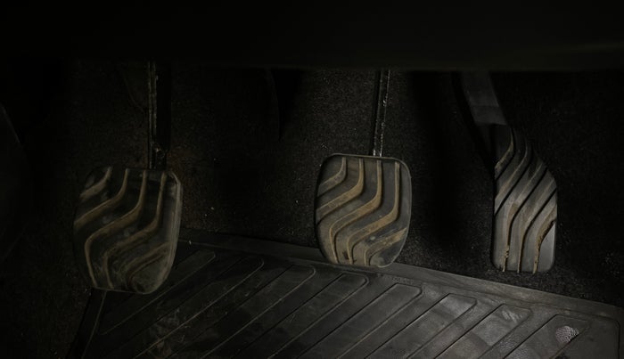 2022 Renault Kwid CLIMBER MT 1.0, Petrol, Manual, 10,708 km, Pedals