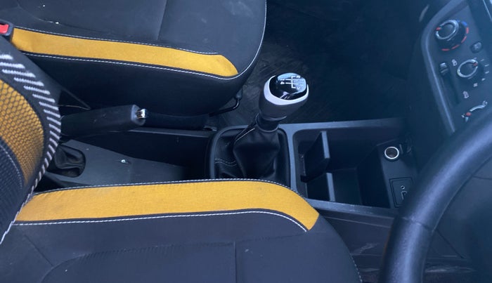 2022 Renault Kwid CLIMBER MT 1.0, Petrol, Manual, 10,708 km, Gear Lever