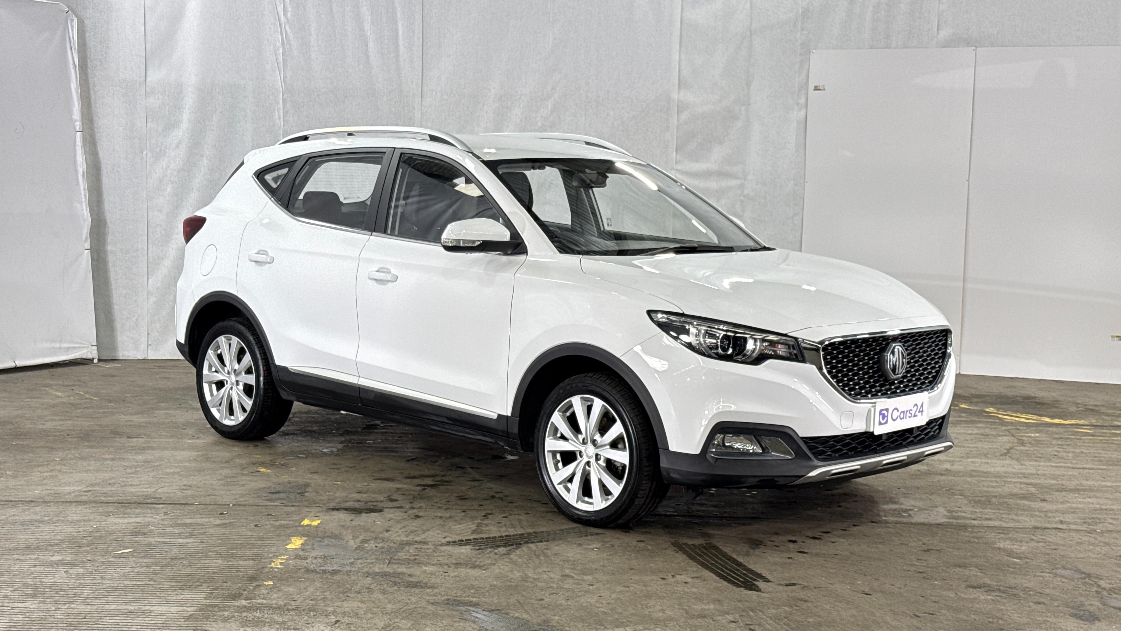 MG ZS image
