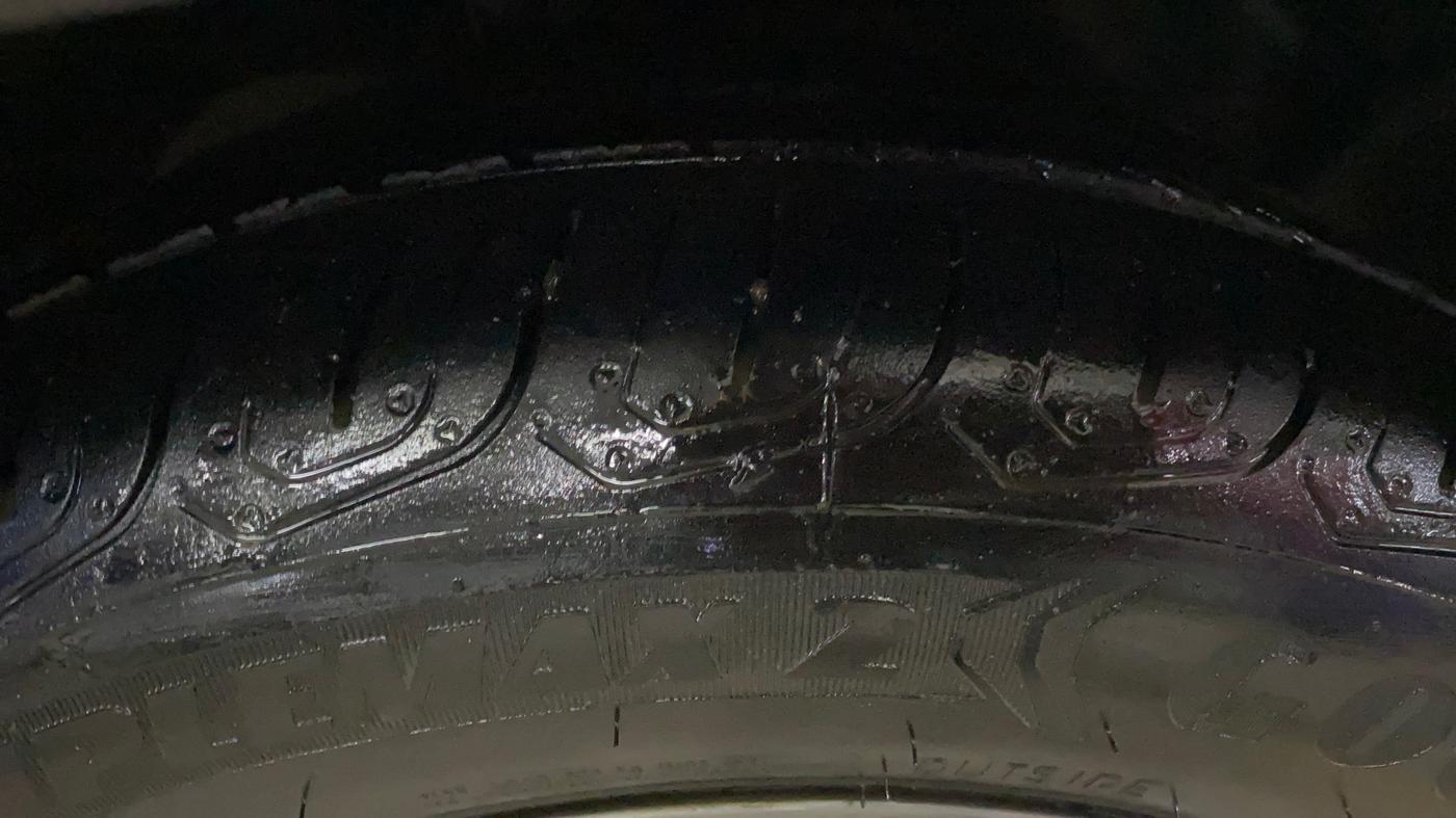 2020 Ford FREESTYLE TITANIUM 1.2 PETROL, Petrol, Manual, 64,383 km, Right Front Tyre Tread