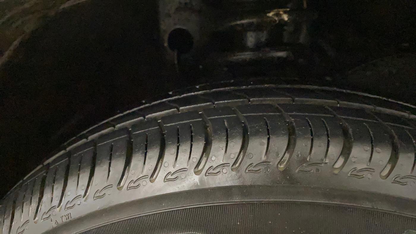 2023 Maruti S PRESSO VXI, Petrol, Manual, 9,854 km, Right Front Tyre Tread